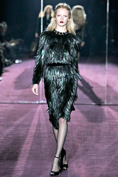 Look 40